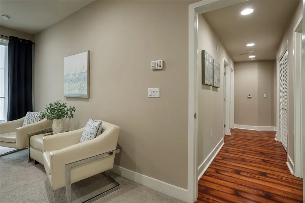 11115 Acama #207 Studio City, CA 91602