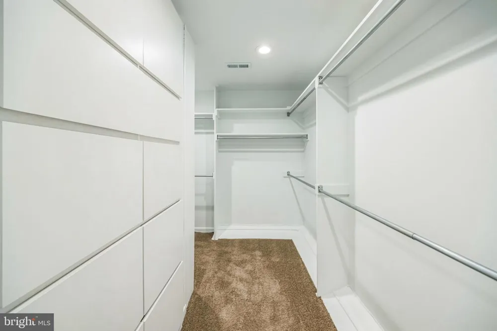24 CENTURA Cherry Hill, NJ 08003