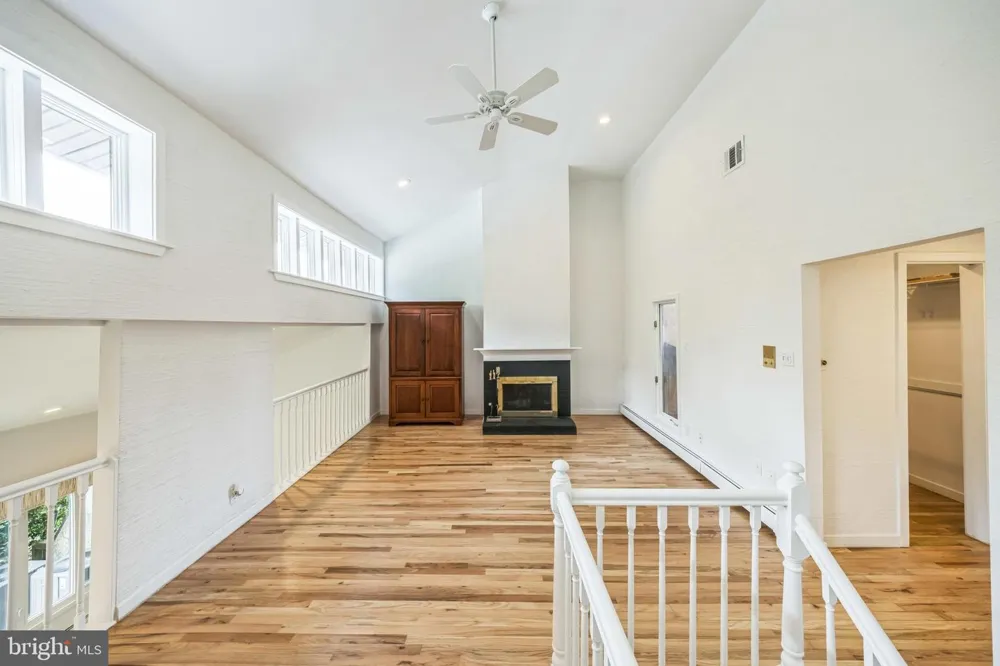 24 CENTURA Cherry Hill, NJ 08003