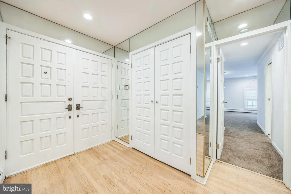 24 CENTURA Cherry Hill, NJ 08003