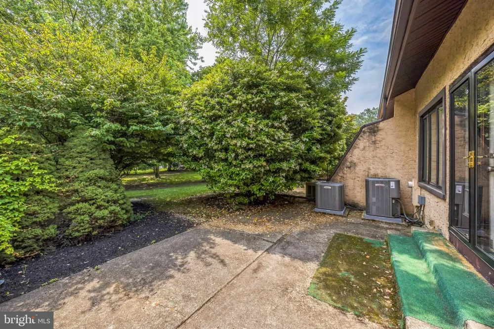 24 CENTURA Cherry Hill, NJ 08003