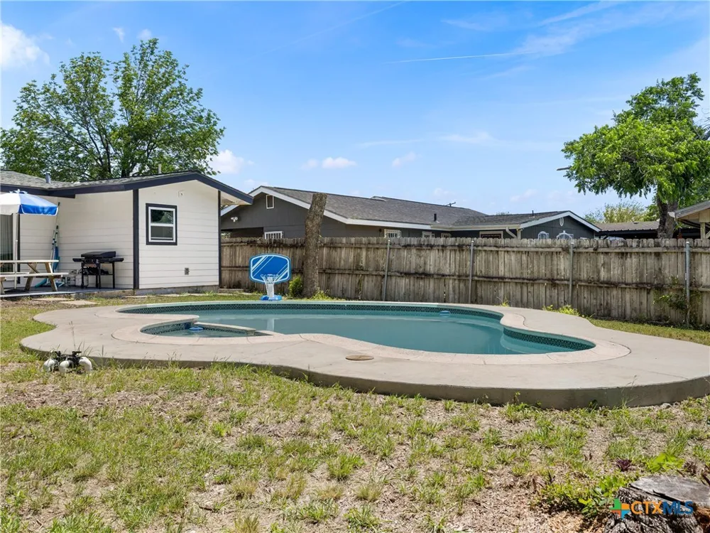 503 Pickwell Drive San Antonio, TX 78223