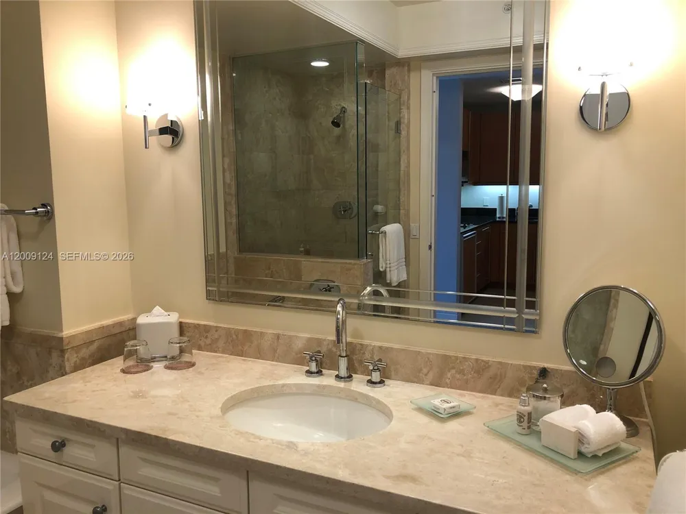 1435 Brickell Ave #3505 Miami, FL 33131