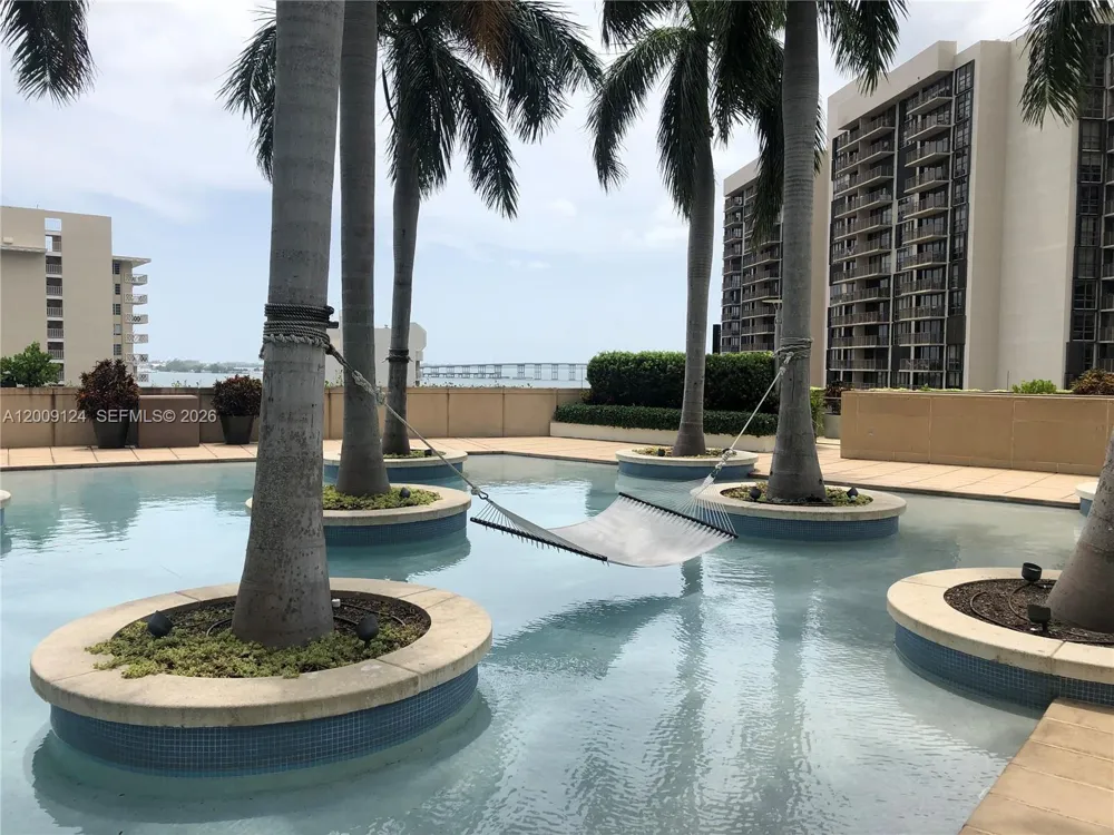 1435 Brickell Ave #3505 Miami, FL 33131