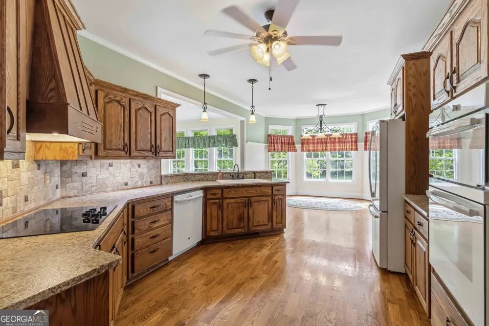 5 Whipporwill DR Oxford, GA 30054