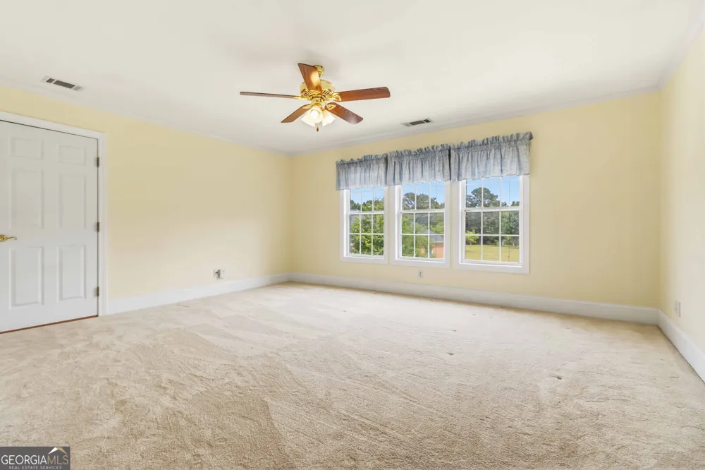 5 Whipporwill DR Oxford, GA 30054