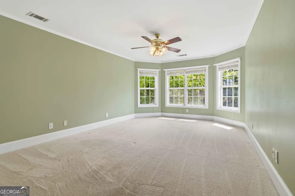 5 Whipporwill DR Oxford, GA 30054
