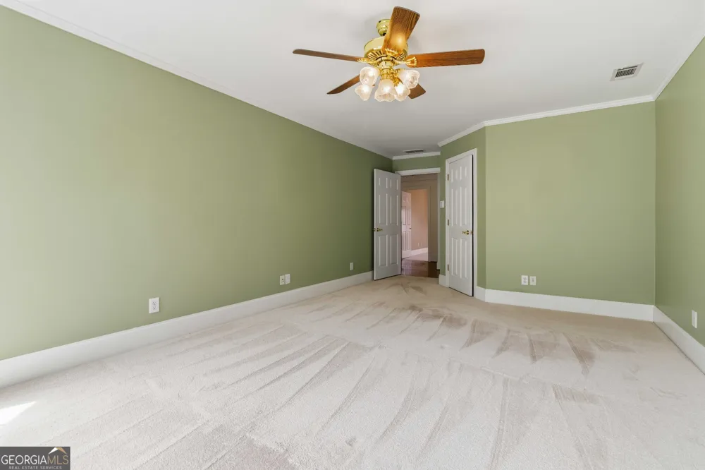 5 Whipporwill DR Oxford, GA 30054
