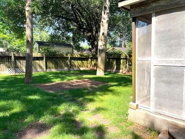 6211 Gresham Street Wallis, TX 77485