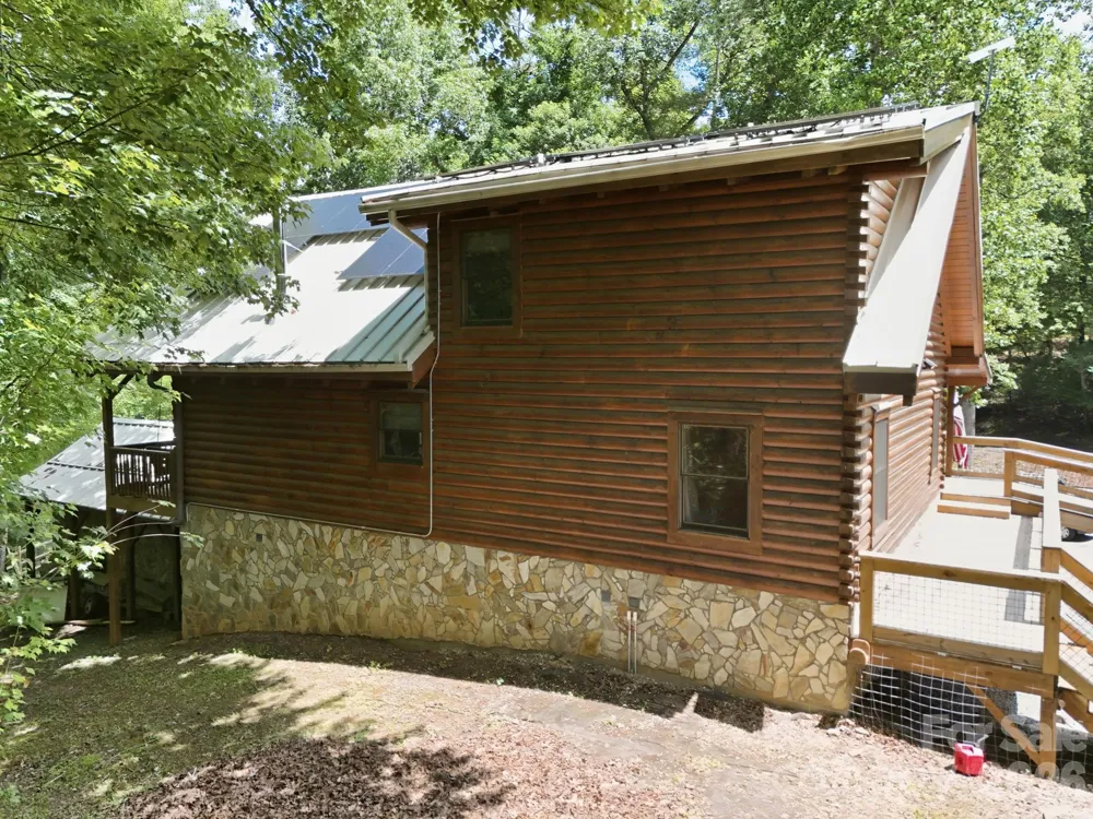 25 Theresa Terrace Road Nebo, NC 28761