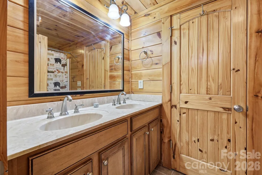 25 Theresa Terrace Road Nebo, NC 28761