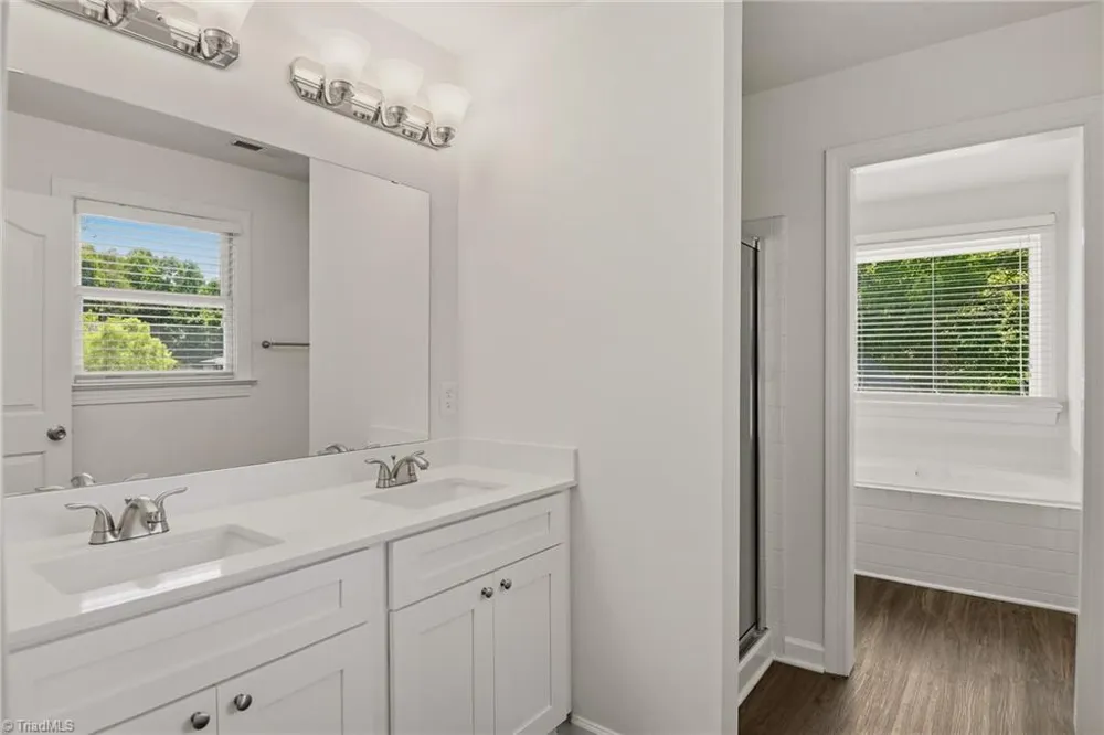 471 Kingsmill Drive Advance, NC 27006