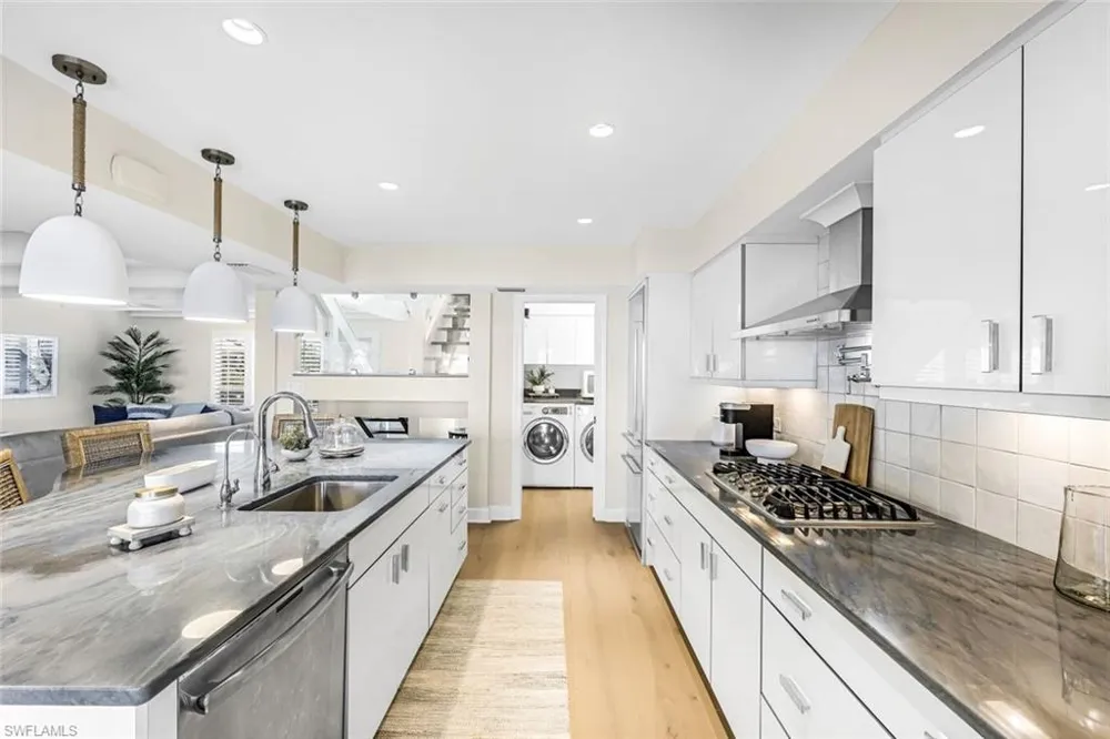 1 Sunset Captiva Lane Captiva, FL 33924