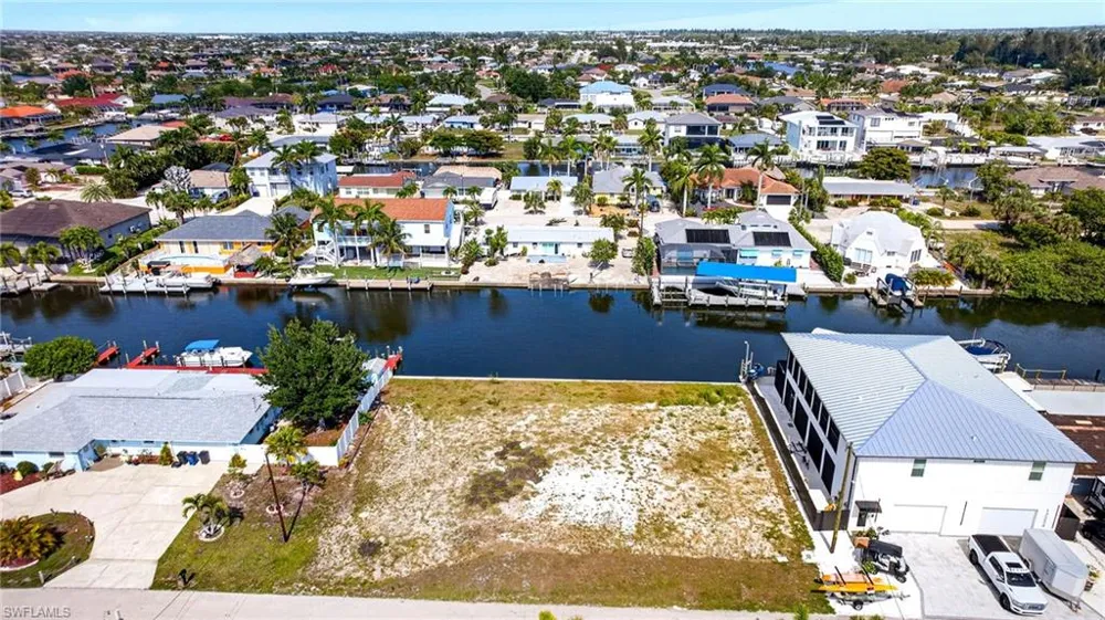12262 Moon Shell Drive Matlacha Isles, FL 33991