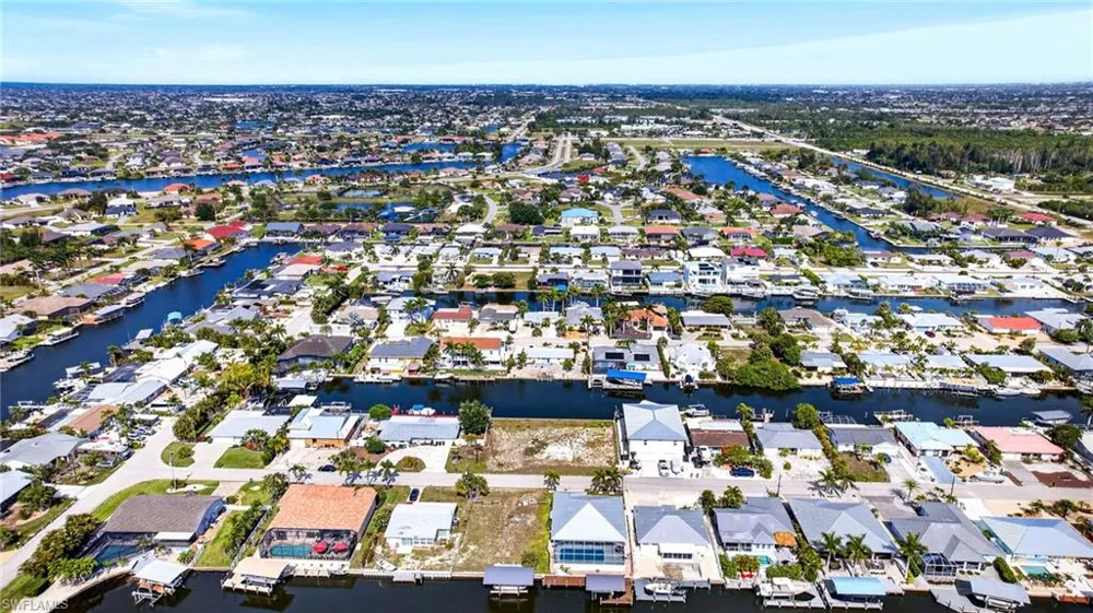 12262 Moon Shell Drive Matlacha Isles, FL 33991