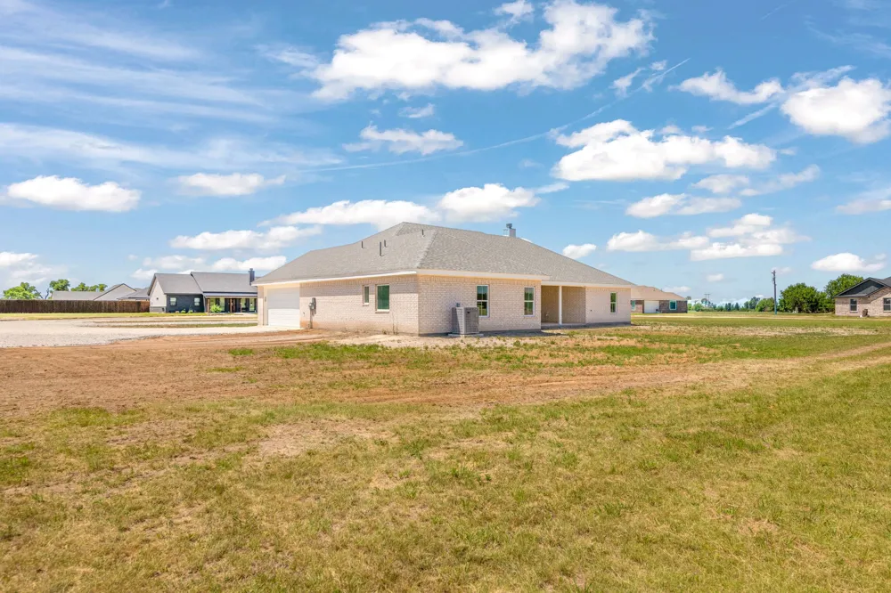 5133 Private Road 3523 Hawley, TX 79525