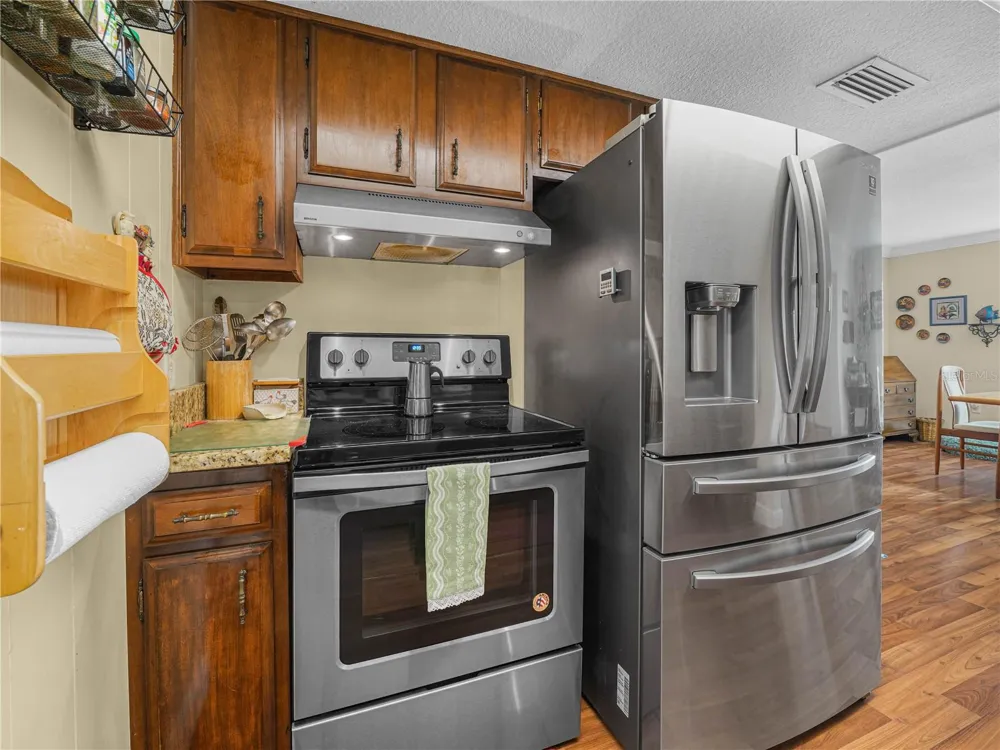 221 CITRUS GROVE BOULEVARD S Polk City, FL 33868