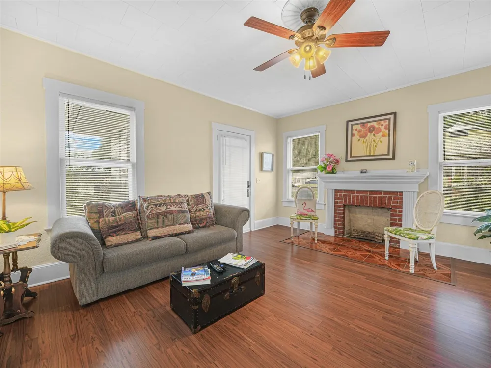 221 CITRUS GROVE BOULEVARD S Polk City, FL 33868