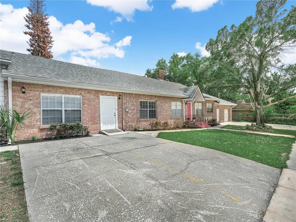 221 CITRUS GROVE BOULEVARD S Polk City, FL 33868