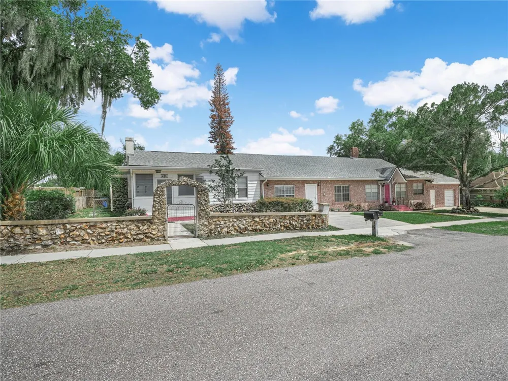 221 CITRUS GROVE BOULEVARD S Polk City, FL 33868