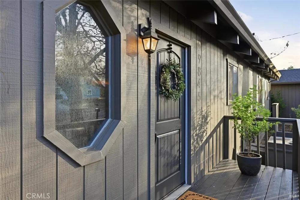 9845 Siskiyou Court Kelseyville, CA 95451