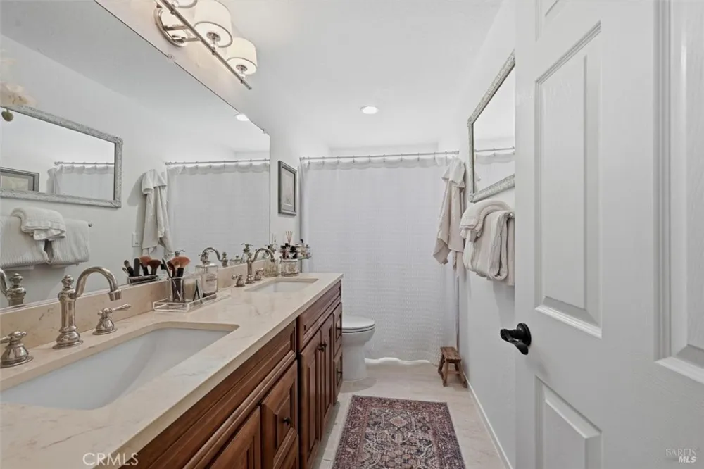 9845 Siskiyou Court Kelseyville, CA 95451