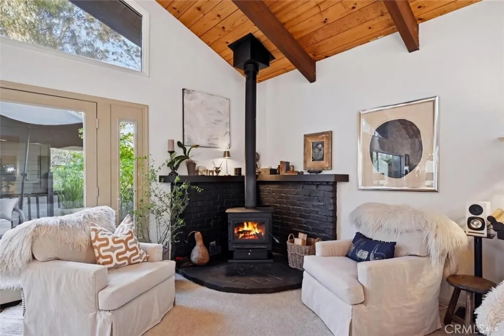 9845 Siskiyou Court Kelseyville, CA 95451