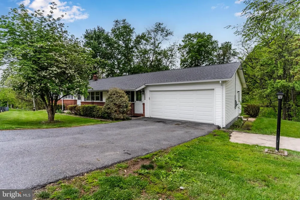 2228 KOHN ROAD Harrisburg, PA 17110