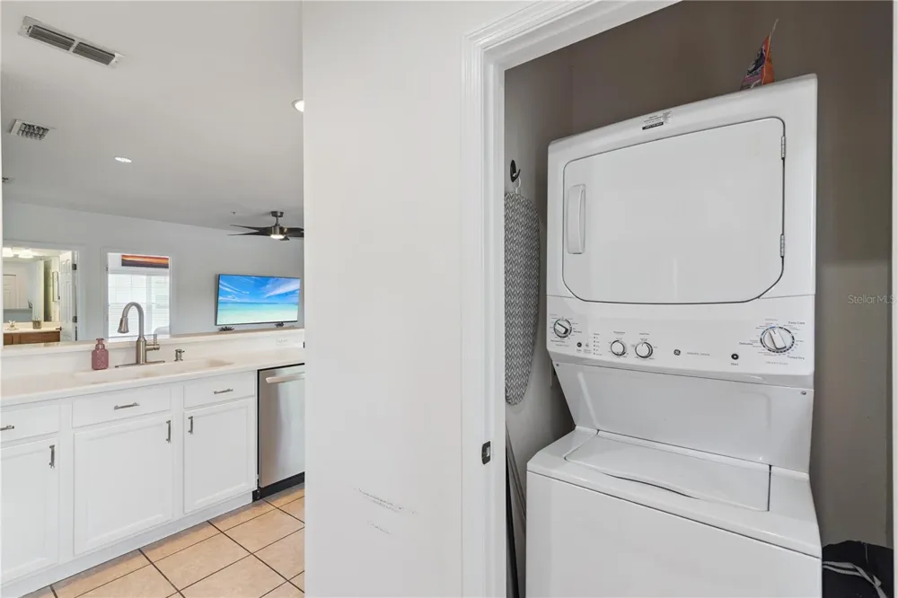 335 LANSBROOK LANE Winter Springs, FL 32708