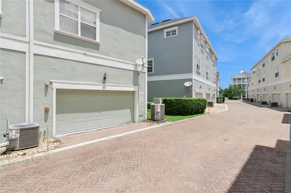 335 LANSBROOK LANE Winter Springs, FL 32708