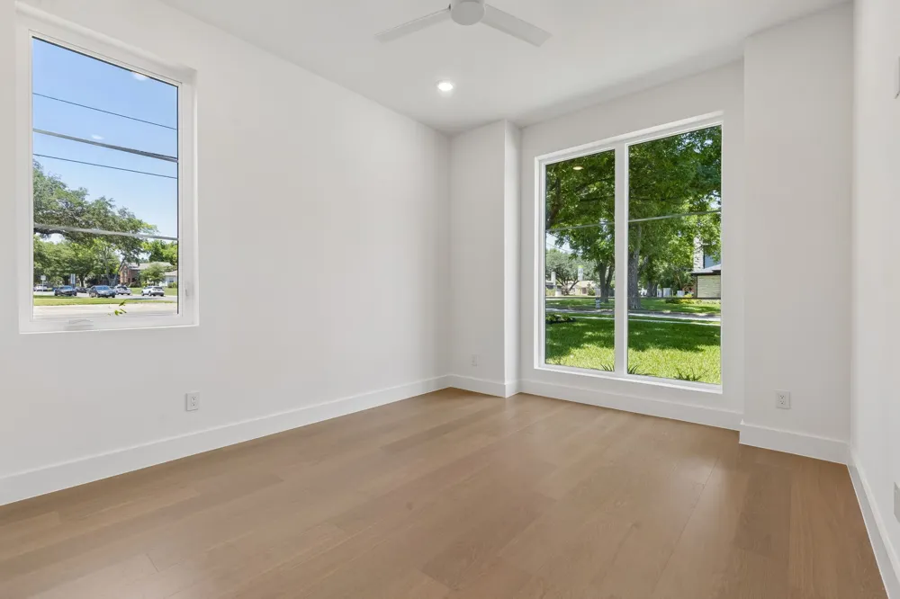 6402 Kenwood Avenue Dallas, TX 75214