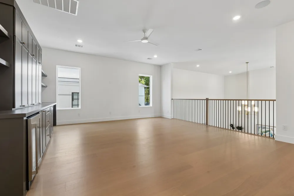 6402 Kenwood Avenue Dallas, TX 75214