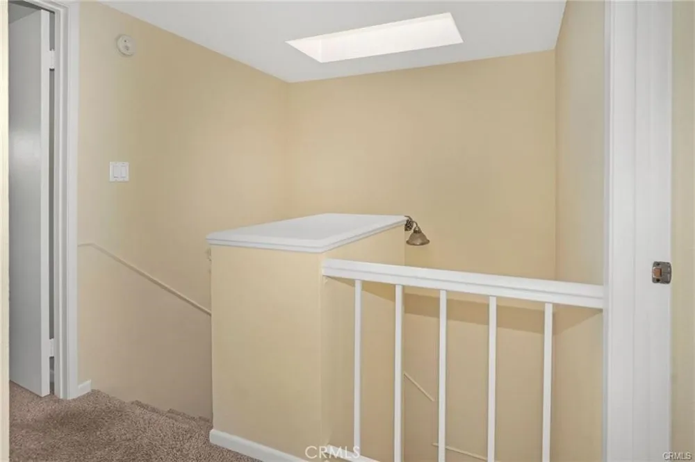 21800 Marylee #59 Woodland Hills, CA 91367