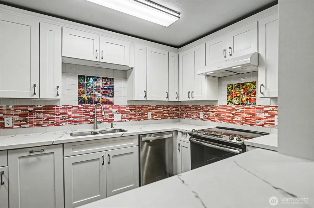 13616 NE 7th Street #E3 Bellevue, WA 98005