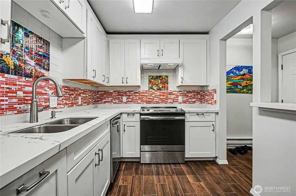 13616 NE 7th Street #E3 Bellevue, WA 98005