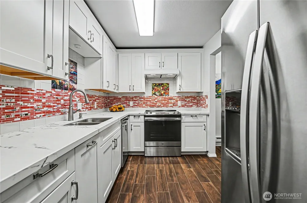13616 NE 7th Street #E3 Bellevue, WA 98005