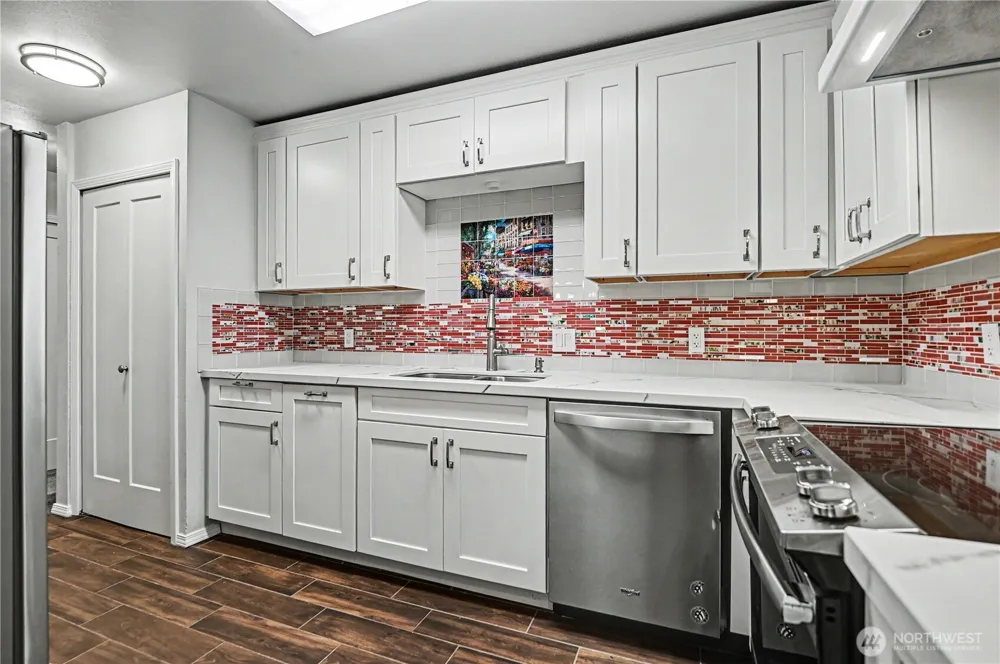 13616 NE 7th Street #E3 Bellevue, WA 98005