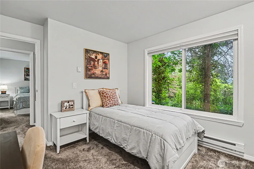 13616 NE 7th Street #E3 Bellevue, WA 98005