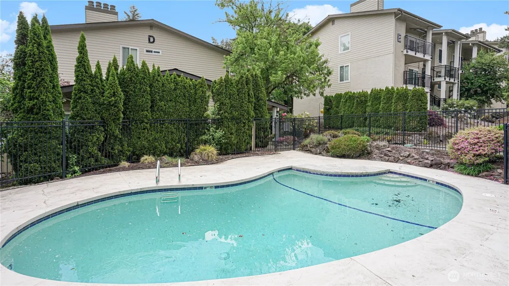13616 NE 7th Street #E3 Bellevue, WA 98005