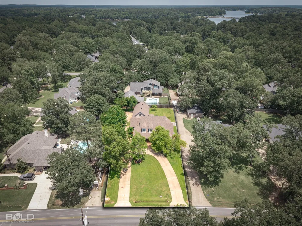 205 Old Palmetto Road Benton, LA 71006