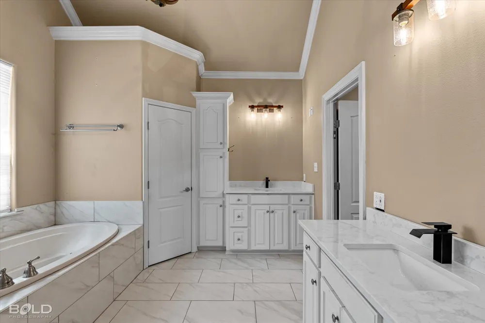 205 Old Palmetto Road Benton, LA 71006