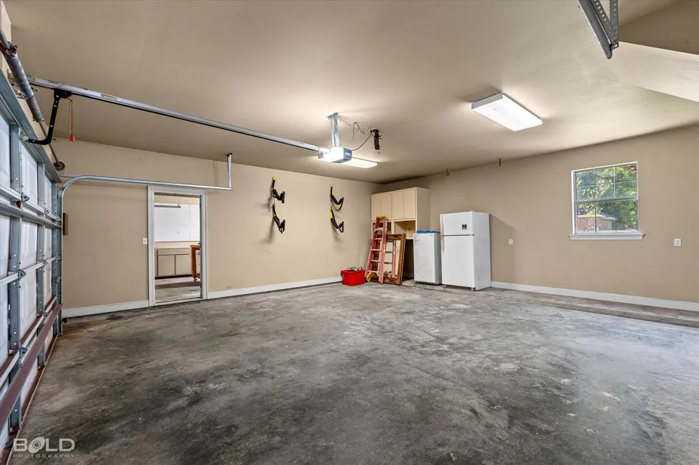 205 Old Palmetto Road Benton, LA 71006