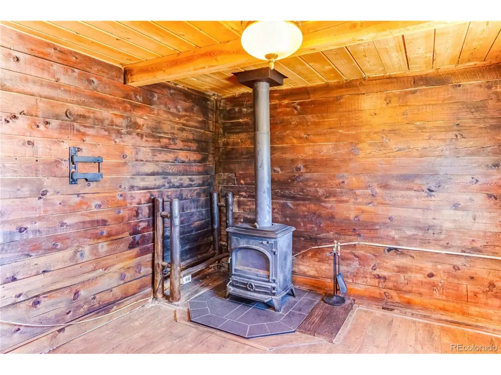 2177 County Road 341 Westcliffe, CO 81252