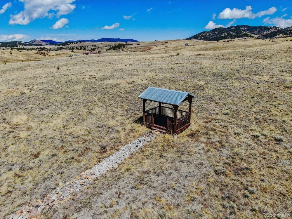 2177 County Road 341 Westcliffe, CO 81252