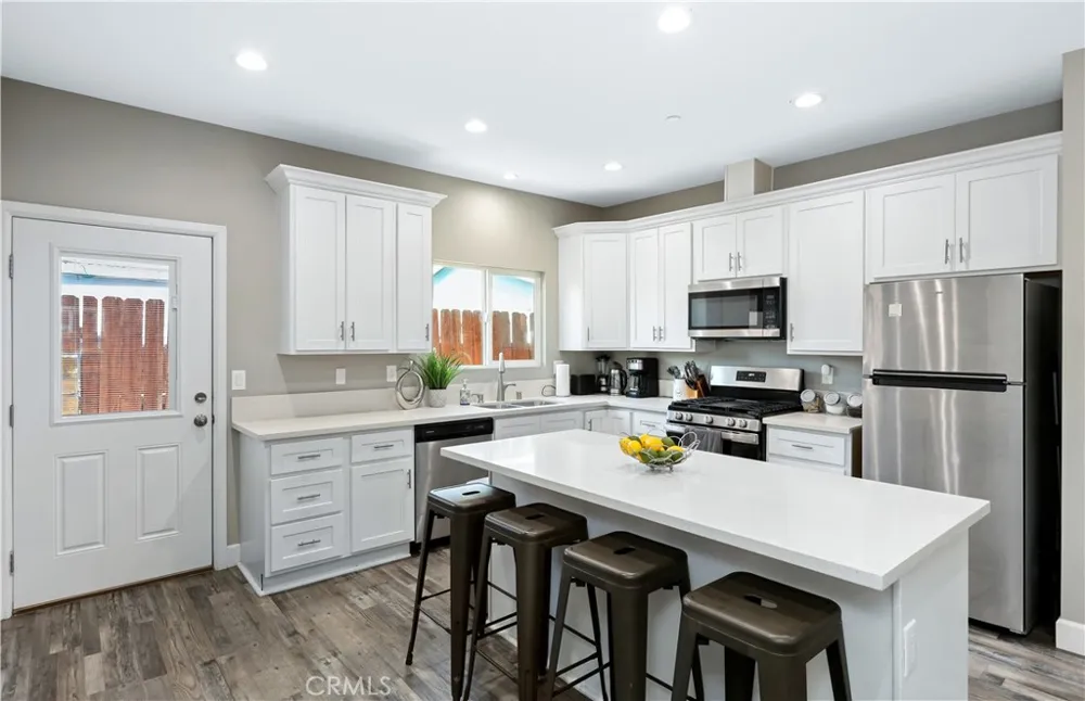 14415 Pontlavoy Avenue Norwalk, CA 90650