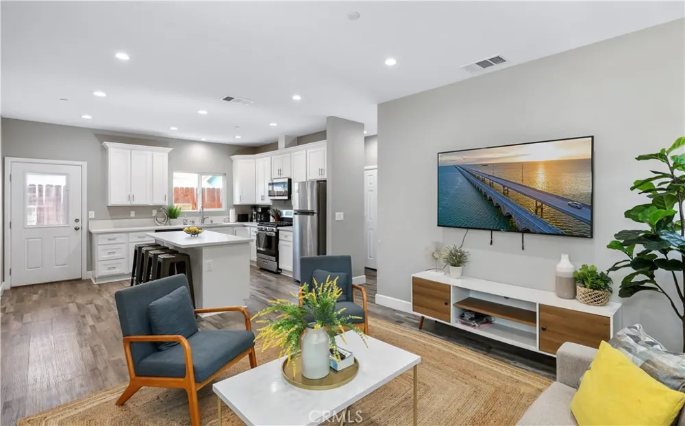 14415 Pontlavoy Avenue Norwalk, CA 90650