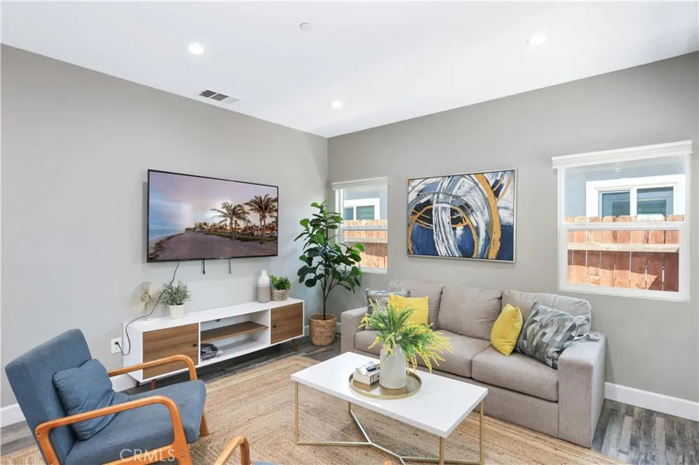 14415 Pontlavoy Avenue Norwalk, CA 90650