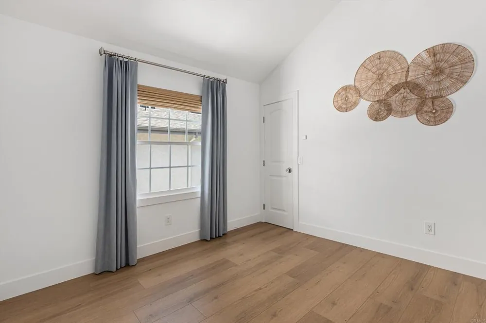 185 Juniper Avenue Carlsbad, CA 92008
