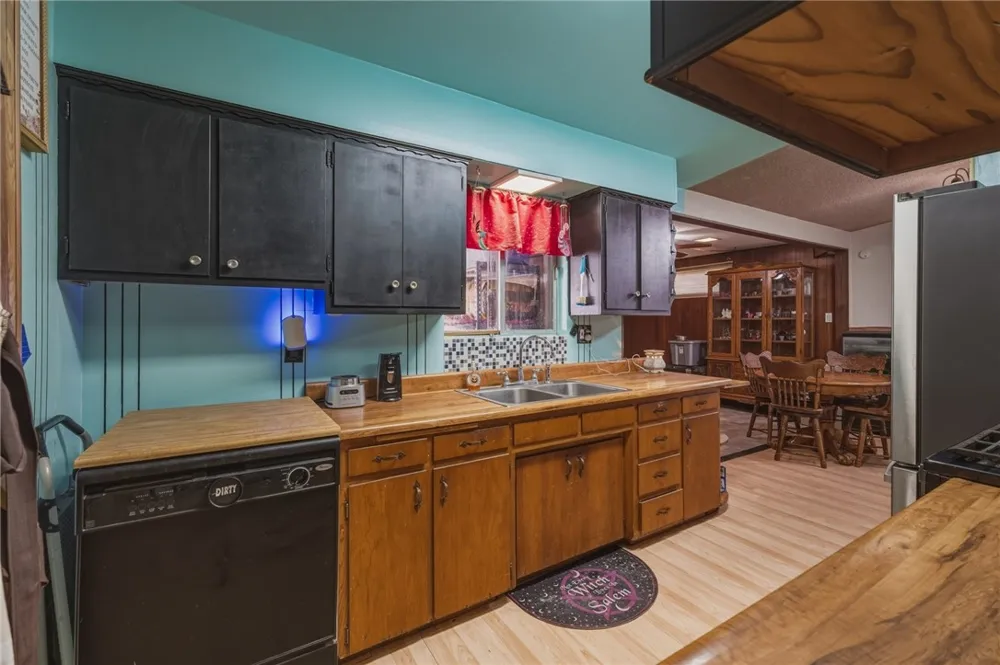 525 E. Williams. ST Yermo, CA 92398