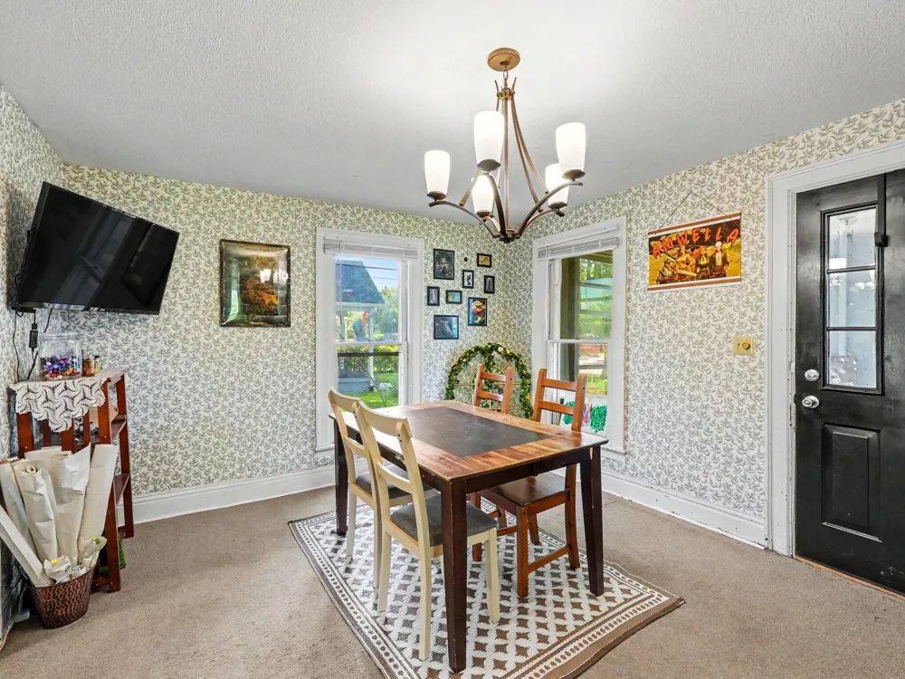 576 S Main Street Adrian, MI 49221